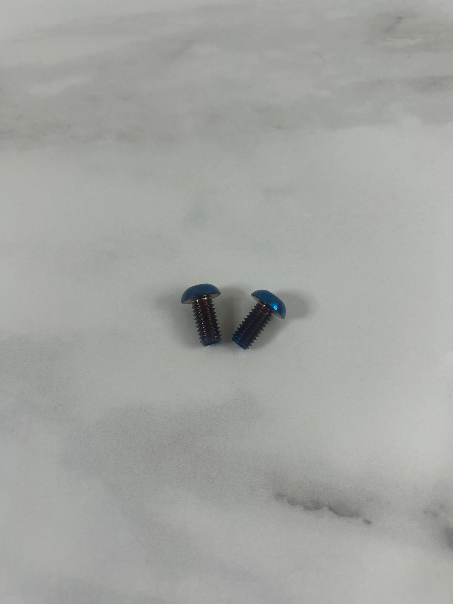 battery cover titanium bolts